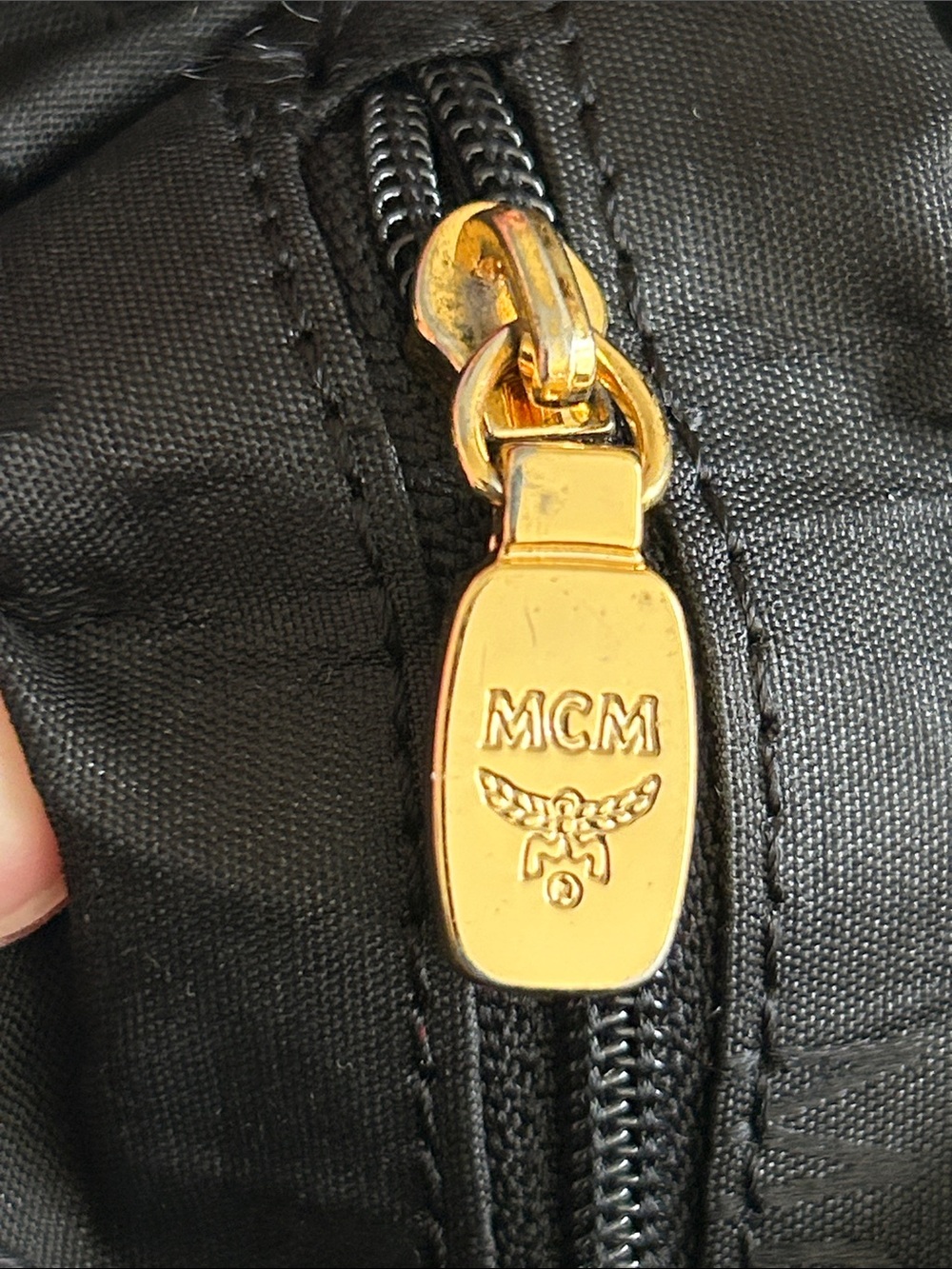 MCM Women’s Quilted Leather Bucket Bag - Picture 4 of 15